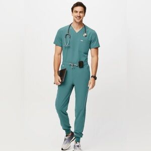 Men’s Figs scrub set